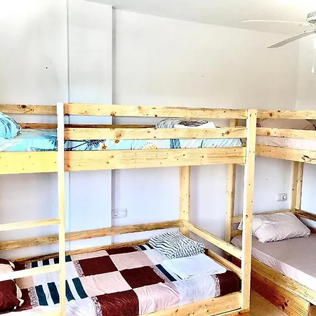 Hostel Claro